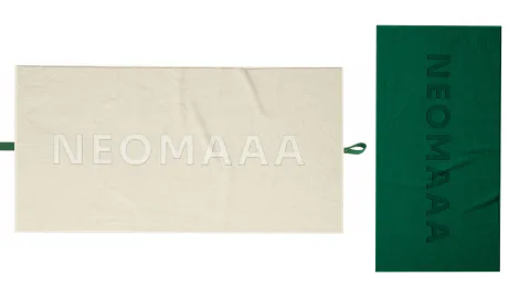 Мерч NEOMAAA из летней коллекции